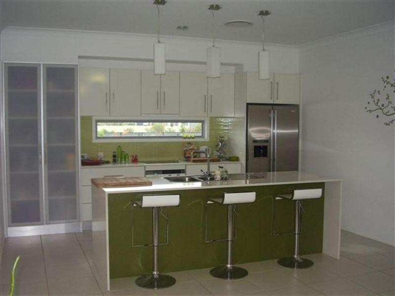 191 Charles, Roma QLD 4455