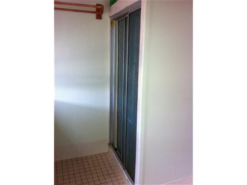 12 School Street, Amby QLD 4462