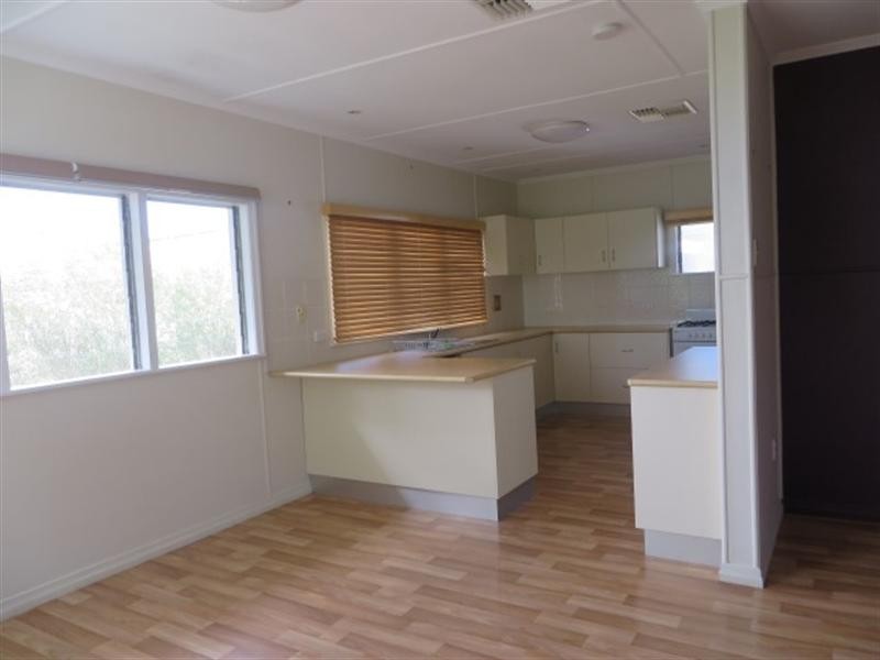 22 Mullavey Street, Roma QLD 4455