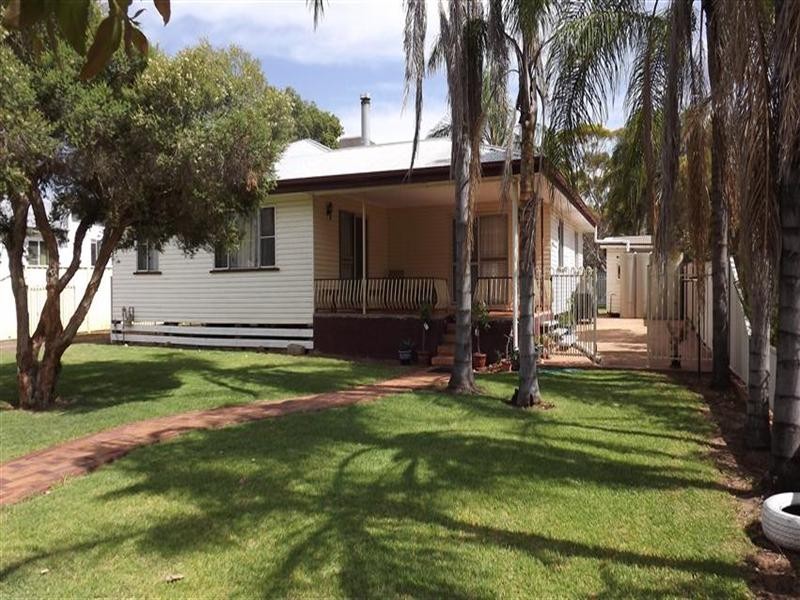 47 Miscamble Street, Roma QLD 4455