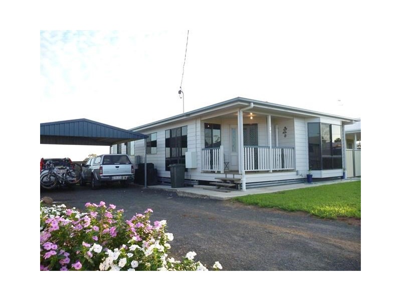 27 Robusta Drive, Roma QLD 4455