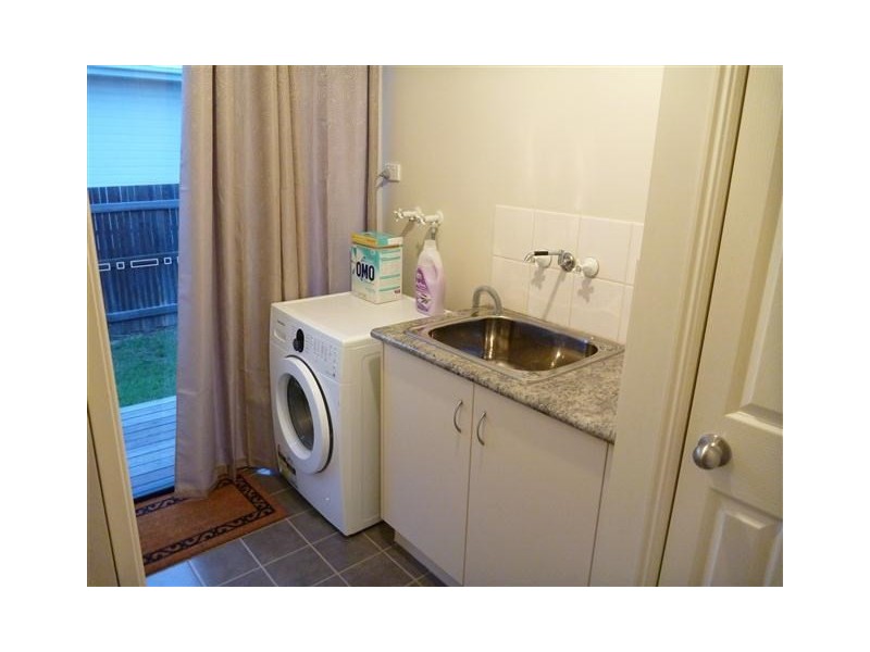 27 Robusta Drive, Roma QLD 4455