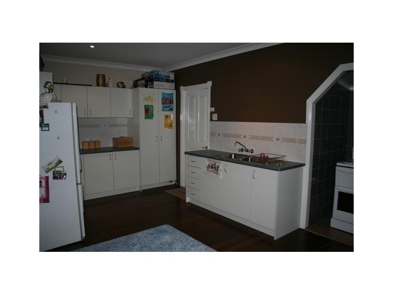 18 Crawford Street, Roma QLD 4455