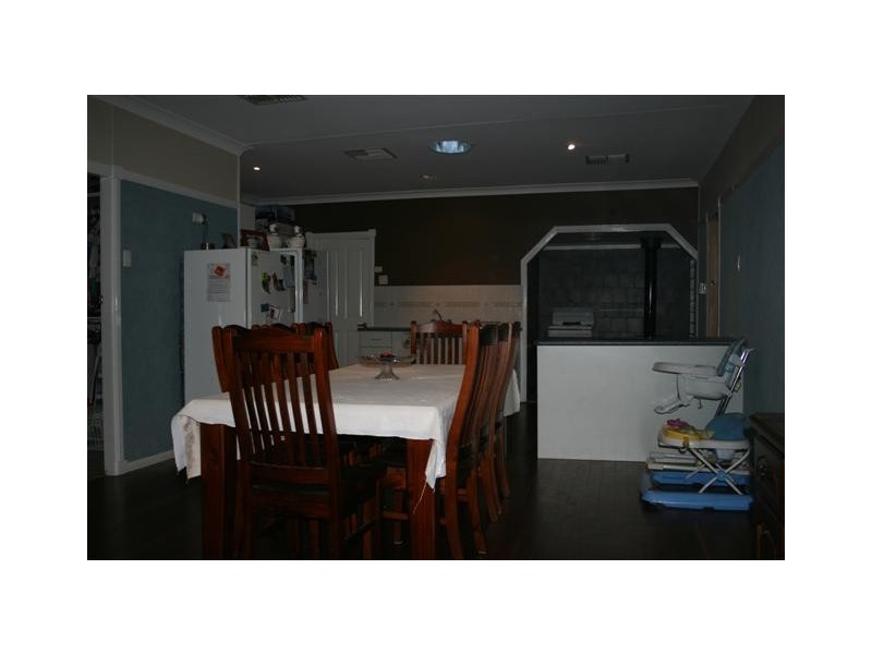 18 Crawford Street, Roma QLD 4455