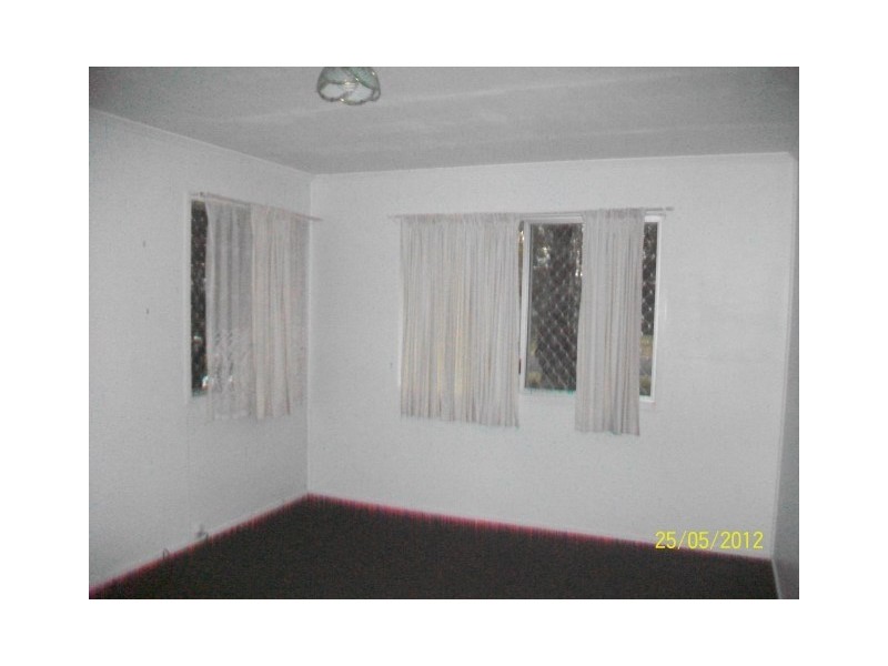 14 Holland Street, Roma QLD 4455