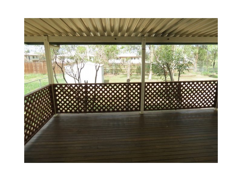 14 Holland Street, Roma QLD 4455