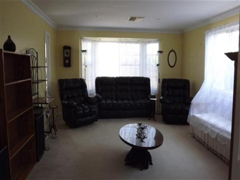 17 Rosedale Close, Roma QLD 4455