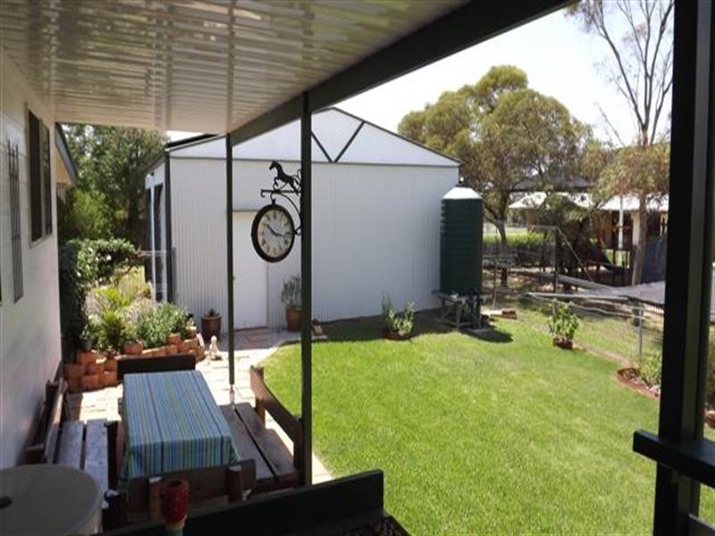 17 Rosedale Close, Roma QLD 4455