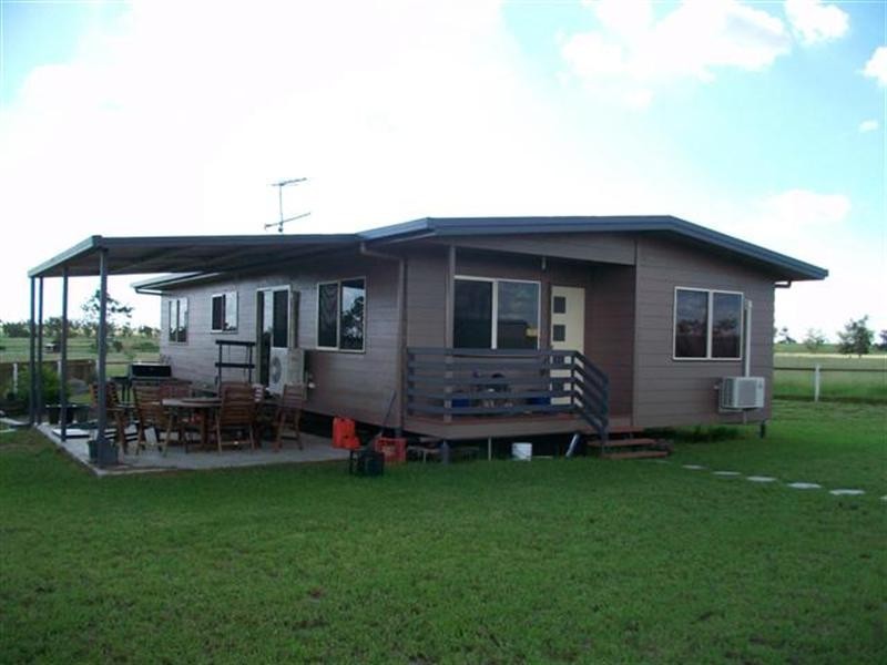 176 Bourne Drive, Roma QLD 4455