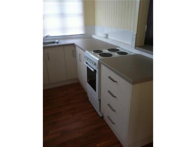 21 Hoffman Street, Roma QLD 4455