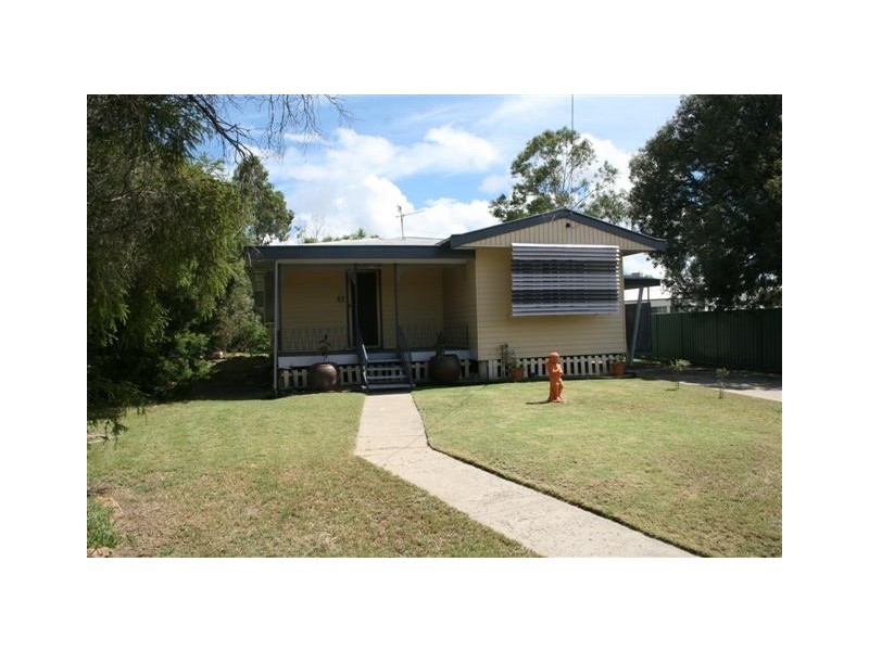 17 Quintin Street, Roma QLD 4455