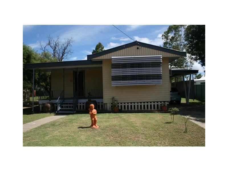 17 Quintin Street, Roma QLD 4455