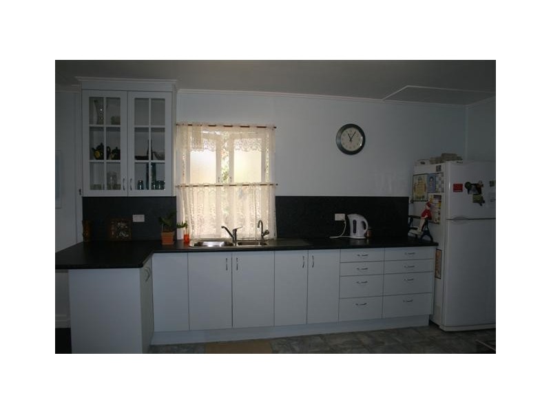 17 Quintin Street, Roma QLD 4455