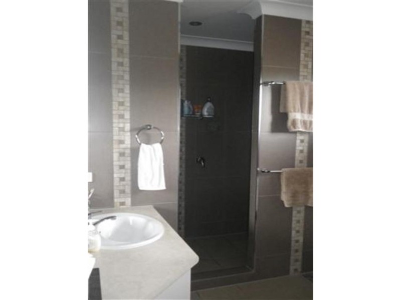 48 Duke Street, Roma QLD 4455