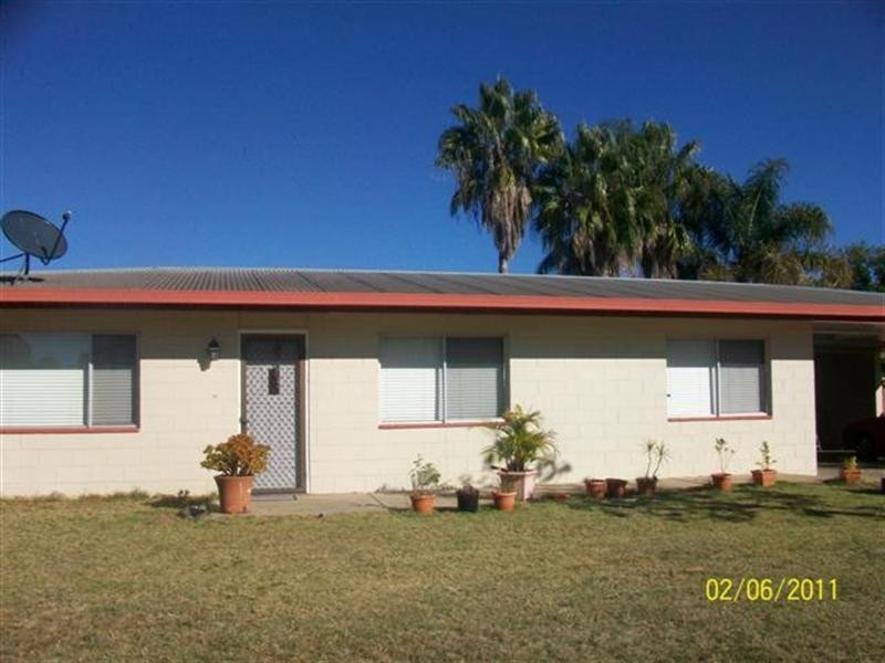 15 Taylor Street, Roma QLD 4455