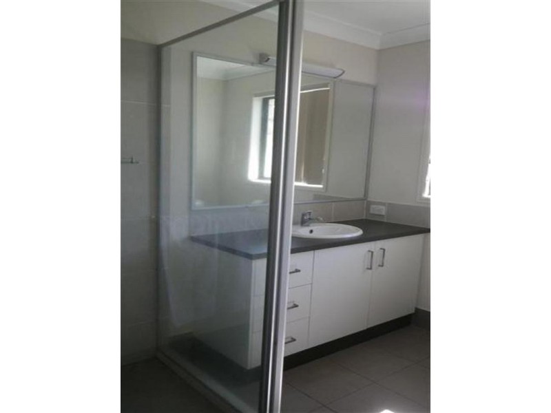 19 Robusta Drive, Roma QLD 4455