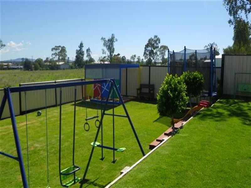 19 Robusta Drive, Roma QLD 4455