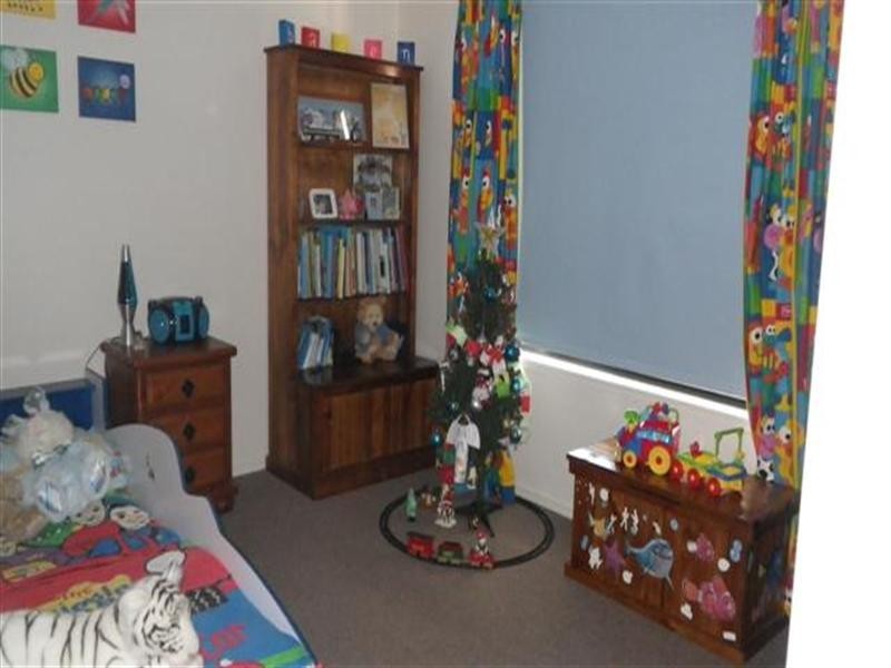 19 Robusta Drive, Roma QLD 4455