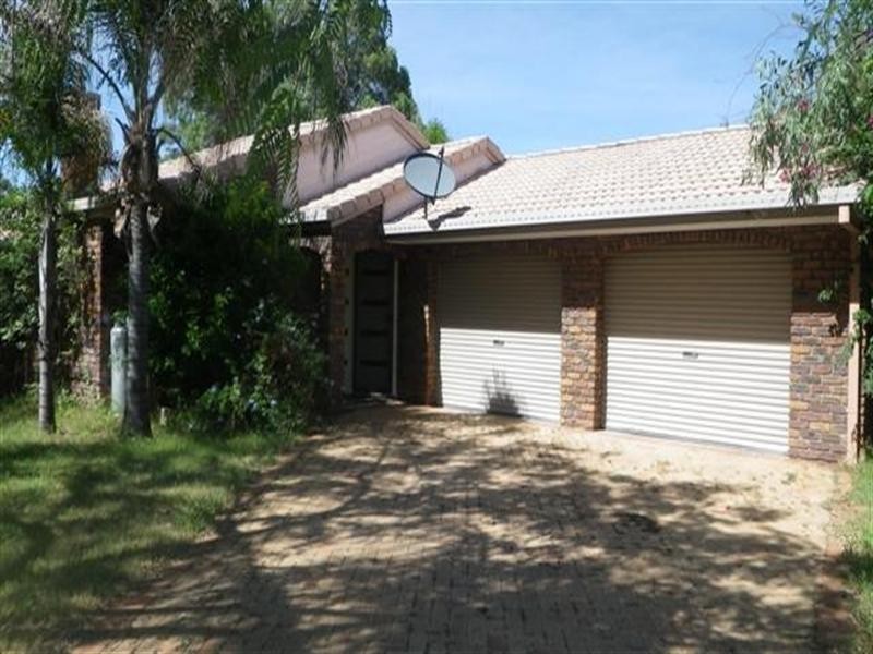 2 Alexander Avenue, Roma QLD 4455