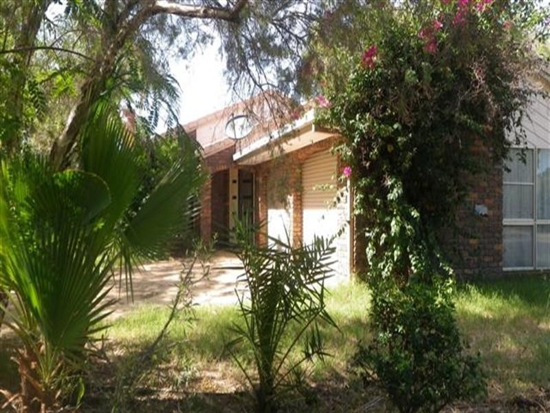 2 Alexander Avenue, Roma QLD 4455