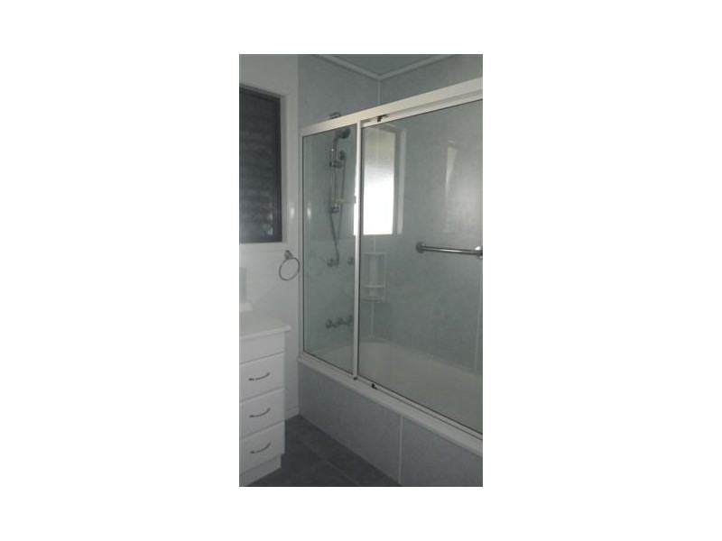 144 Bourne Drive, Roma QLD 4455