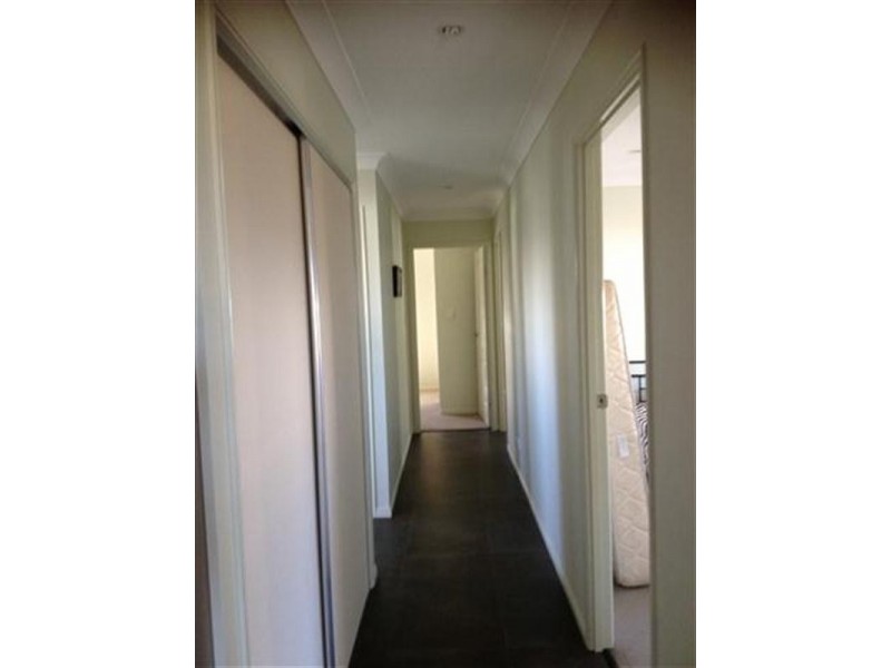 64 Hawthorne Street, Roma QLD 4455