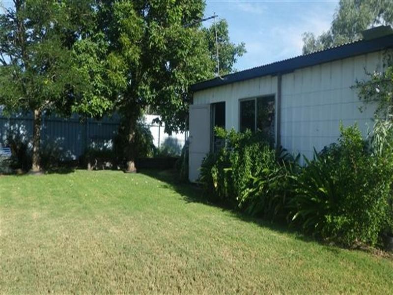 29 Feather Street, Roma QLD 4455