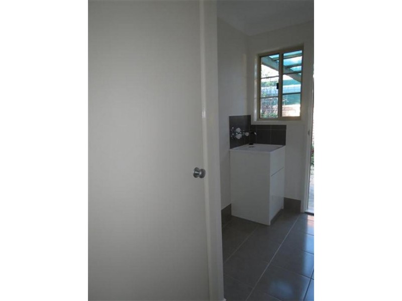 25 Alexander Avenue, Roma QLD 4455