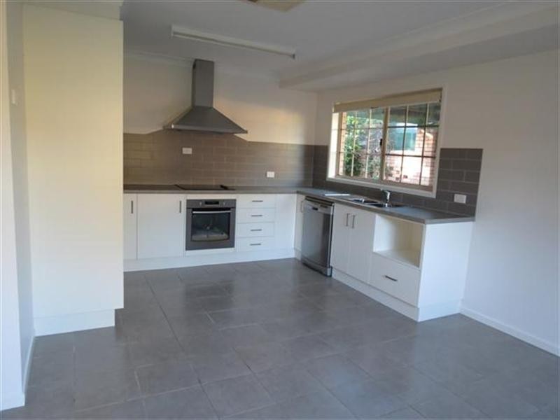 25 Alexander Avenue, Roma QLD 4455