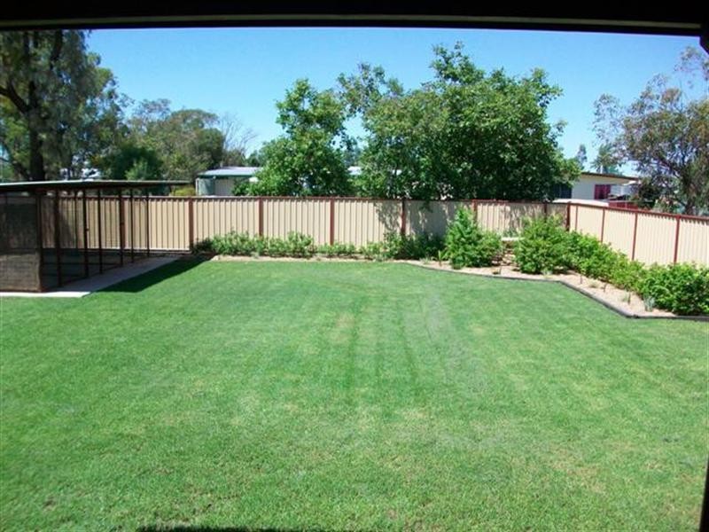 88 Hawthorne Street, Roma QLD 4455