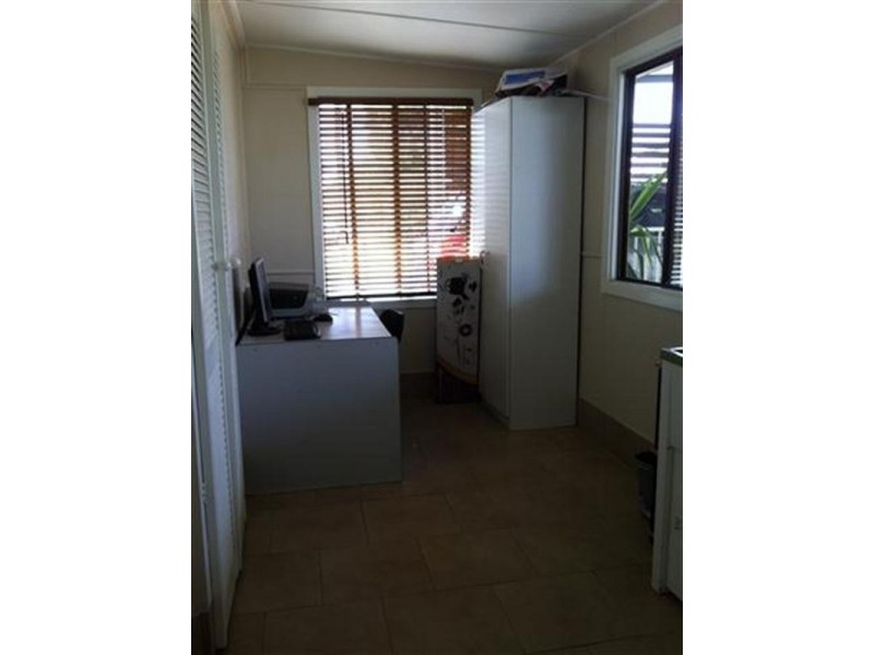 32 Hoffman Street, Roma QLD 4455