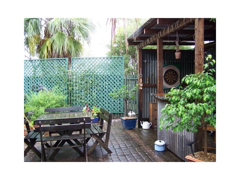 24 Queen Street, Roma QLD 4455