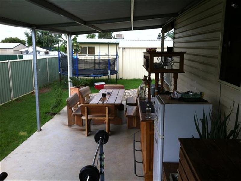 26 South Street, Roma QLD 4455