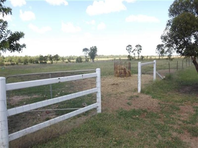 78 Hartleys Lane, Roma QLD 4455