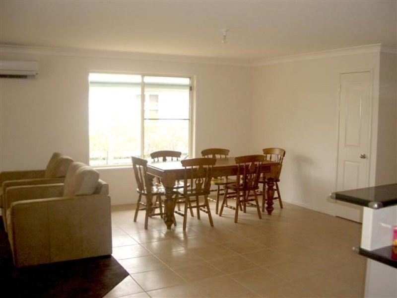 34 Lovell Street, Roma QLD 4455