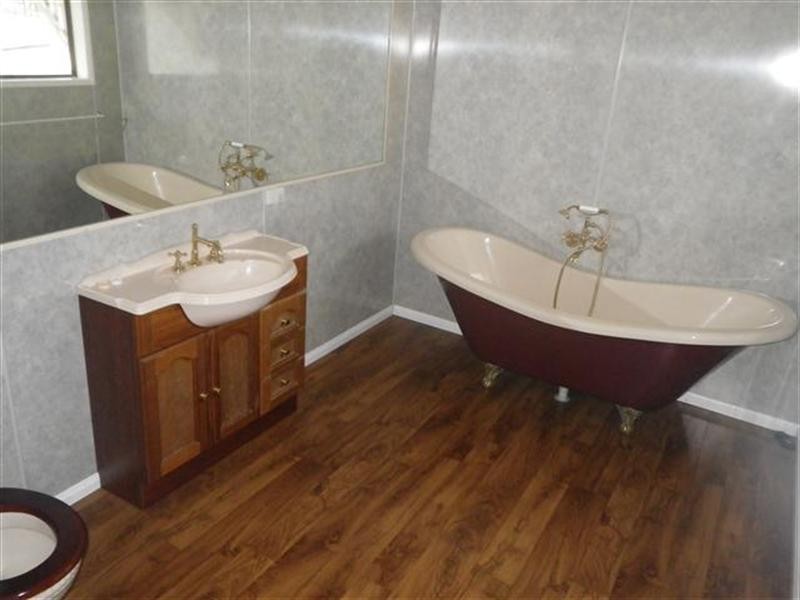 39 William Street, Roma QLD 4455