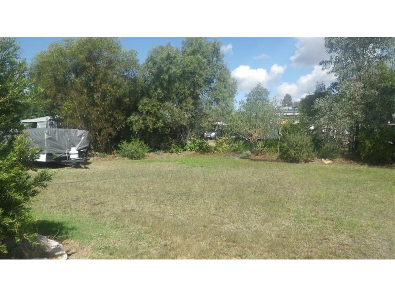 15 Crawford Street, Roma QLD 4455