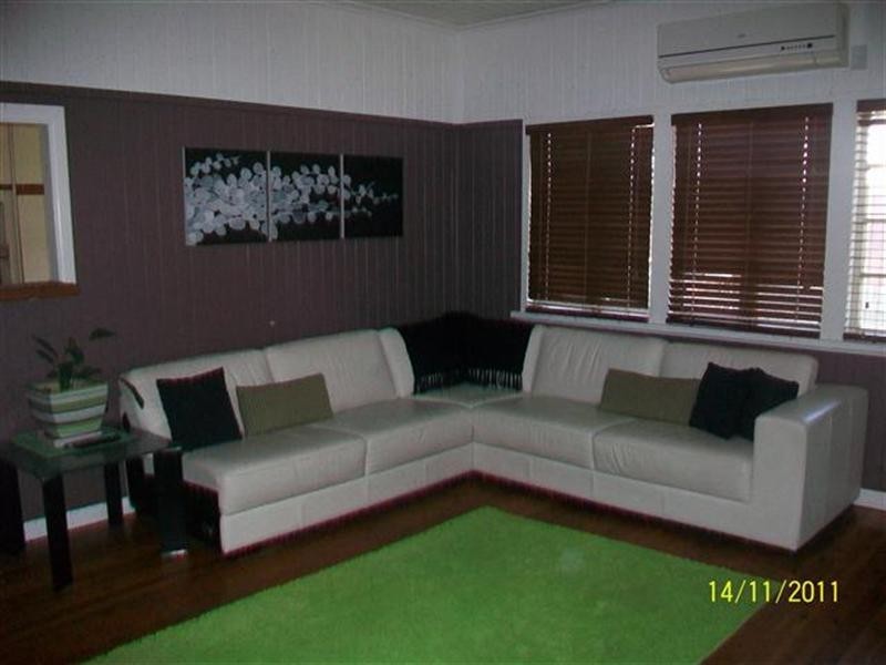 64 Northern Road, Roma QLD 4455