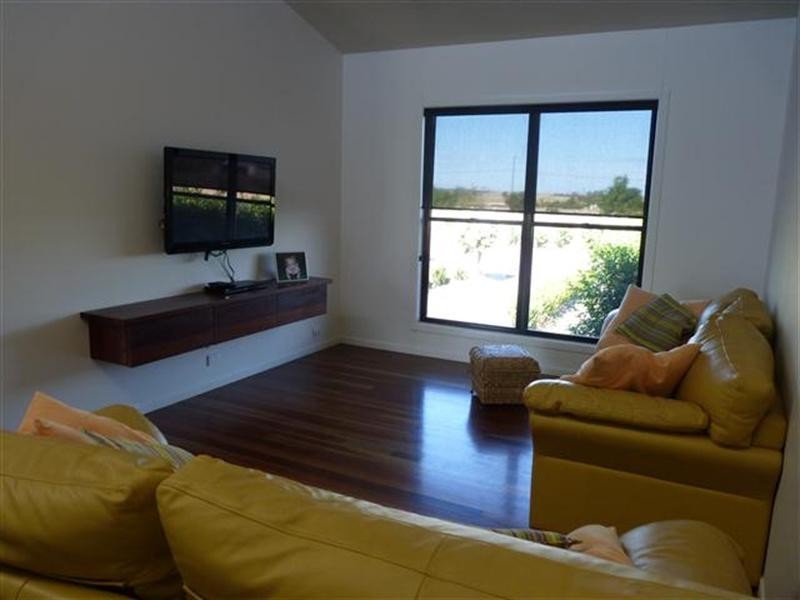 128 Bourne Drive, Roma QLD 4455