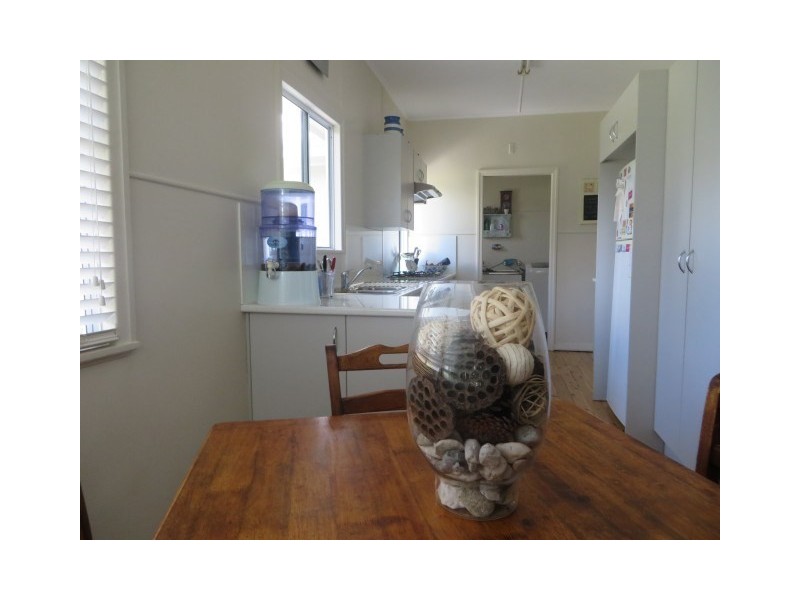 40 Taylor Street, Roma QLD 4455