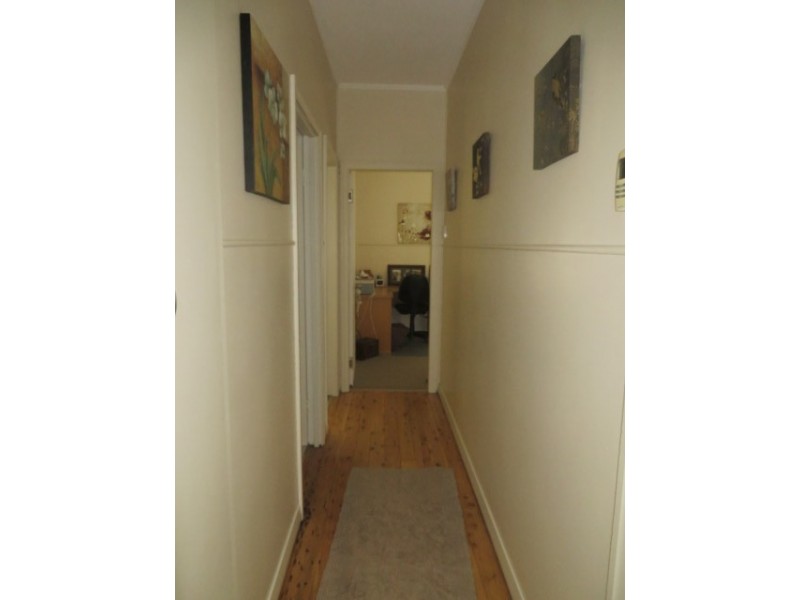 40 Taylor Street, Roma QLD 4455