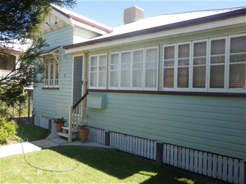 59 Gregory Street, Roma QLD 4455