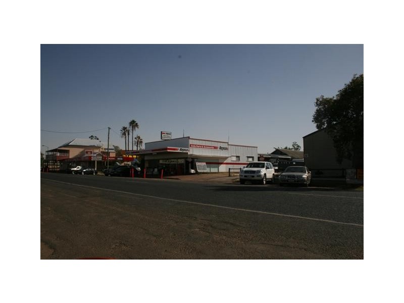 25 Quintin Street, Roma QLD 4455