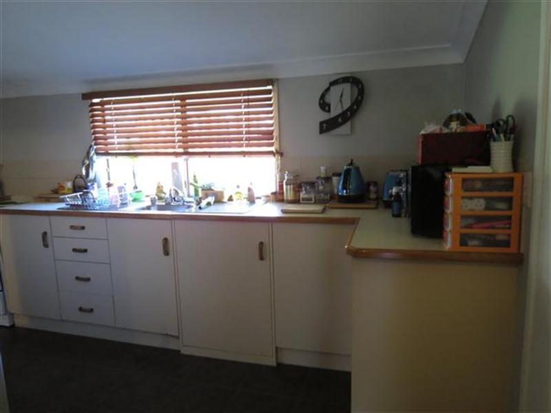 6 Northern Road, Roma QLD 4455