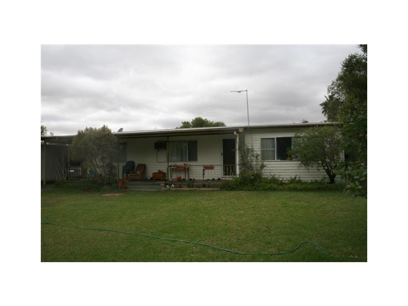 4 Howard Street, Roma QLD 4455