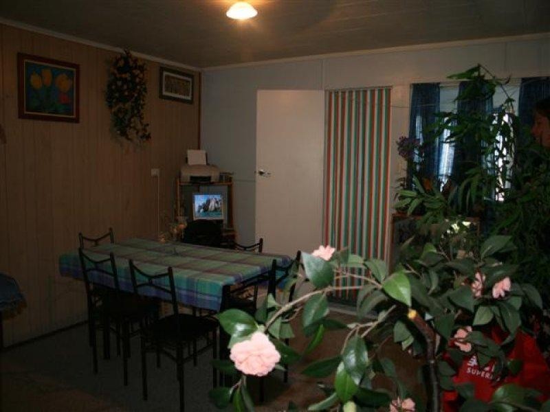 4 Howard Street, Roma QLD 4455