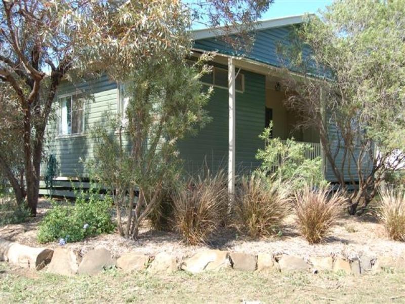 2 Laman Street, Roma QLD 4455