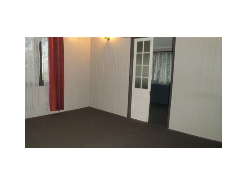 12 William Street, Roma QLD 4455