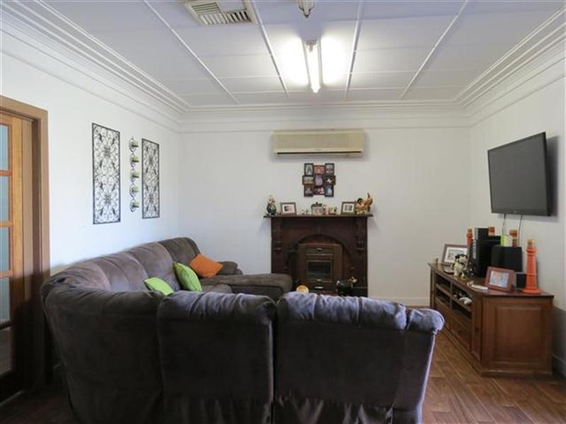 5 Conroy Street, Roma QLD 4455