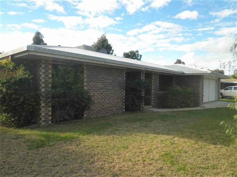 9 Alexander Avenue, Roma QLD 4455